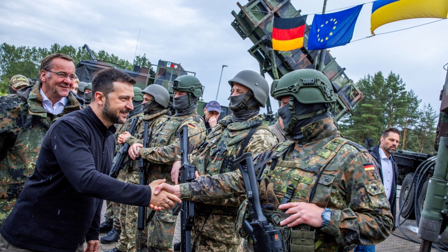 Quân đội châu Âu có thể được triển khai tới Ukraine theo đề xuất của ông Trump?